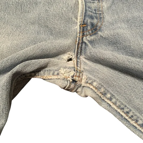 Levi’s 501 Men’s Jeans Button Fly Size 33x34